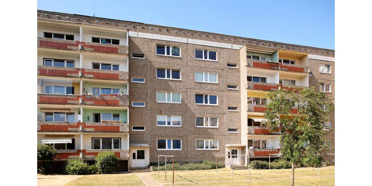Etagenwohnung Neubrandenburg Datzeberg - 4 Zimmer, 76 m&sup2;, 263&euro; | Angebot:25803267