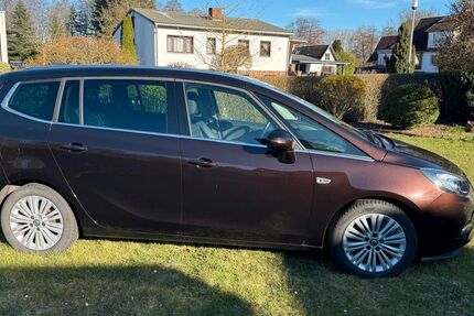 Opel Zafira Tourer 76.845 km 11.900 &euro; Feldberger Seenlandschaft 17258