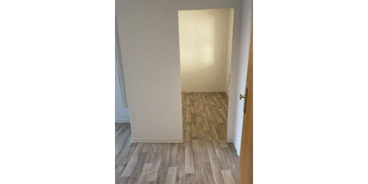 Etagenwohnung Neubrandenburg Oststadt - 3 Zimmer, 64 m&sup2;, 391&euro; | Angebot:25739843