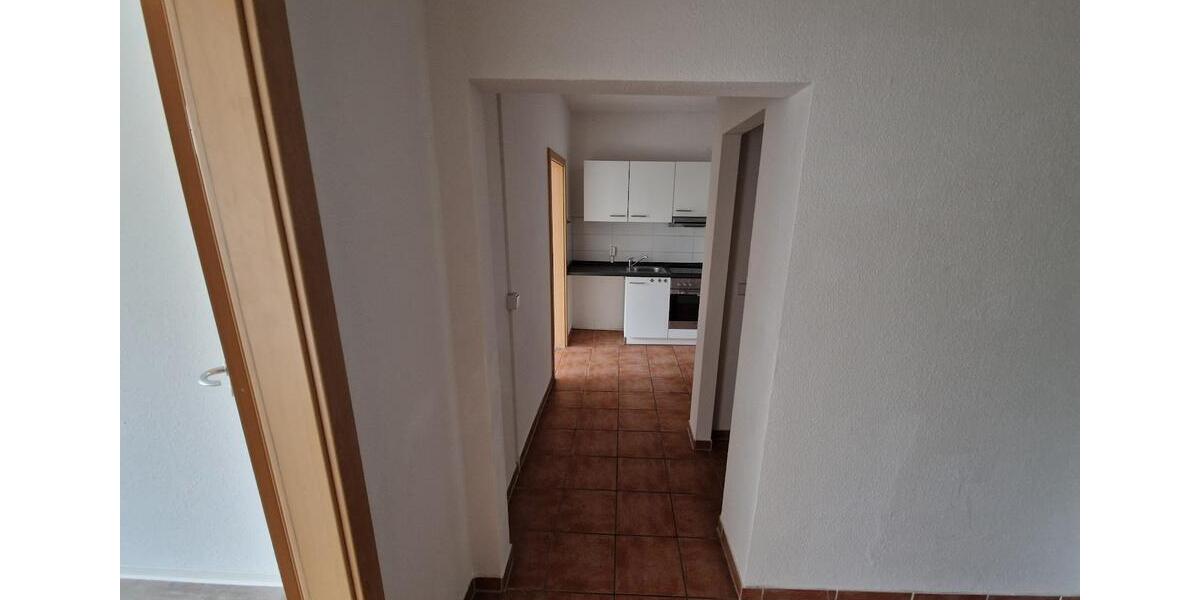 Etagenwohnung Neubrandenburg - 2 Zimmer, 48 m&sup2;, 411&euro; | Angebot:25750671