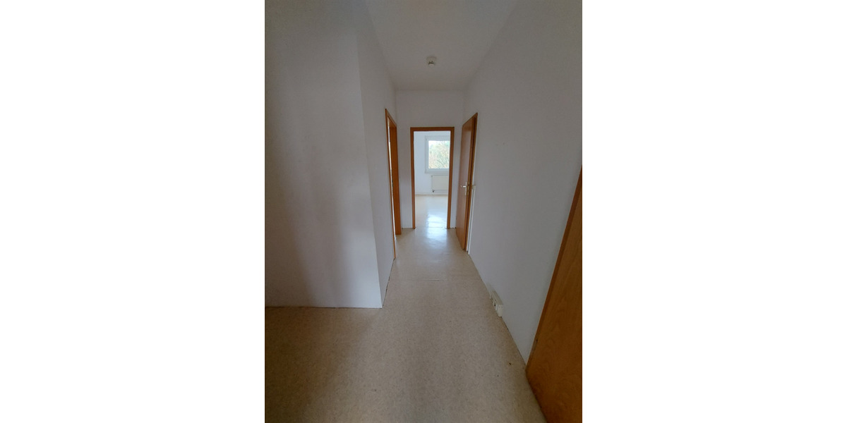 Etagenwohnung Neustrelitz - 3 Zimmer, 63 m&sup2;, 364&euro; | Angebot:25351860