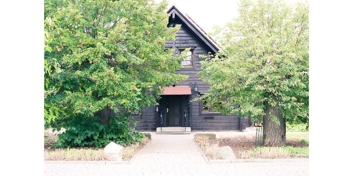 Provisionsfrei* Blockbohlenhaus mit Solaranlage & großem Grundstück - Wohnen im Naturparadies von Rühlow (Sponholz) - Einfamilienhaus Rühlow Rühlow | Angebot:26256230