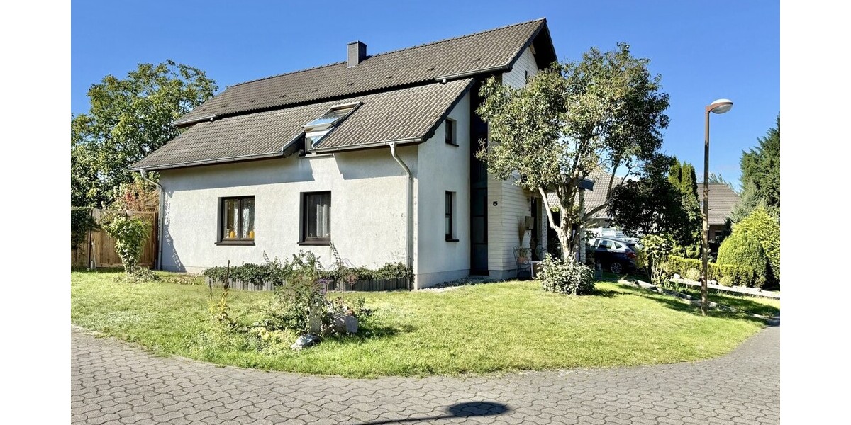 HORN IMMOBILIEN++ Neubrandenburg, tolles Architektenhaus mit 5 Zimmern, EBK, Keller und Carport - Einfamilienhaus Neubrandenburg Lindenberg | Angebot:26979402