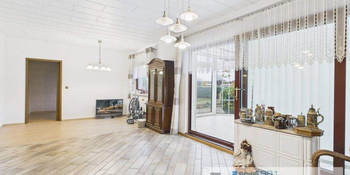 Einfamilienhaus Neustrelitz - 6 Zimmer, 197 m&sup2;, 230.000&euro; | Angebot:25665596