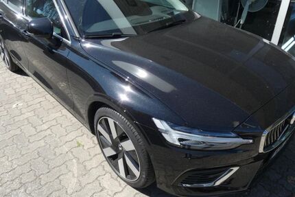 Volvo V60 27.000 km 48.990 &euro; Neubrandenburg 17033