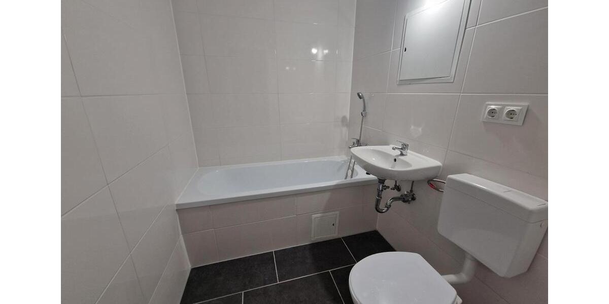 Etagenwohnung Neubrandenburg Datzeberg - 2 Zimmer, 41 m&sup2;, 282&euro; | Angebot:25342947