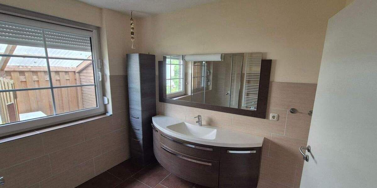 Einfamilienhaus Groß Nemerow - 6 Zimmer, 170 m&sup2;, 385.000&euro; | Angebot:26018242