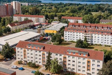 Wohnung Neubrandenburg - 3 Zimmer, 61 m&sup2;, 415&euro; | Angebot:25964622