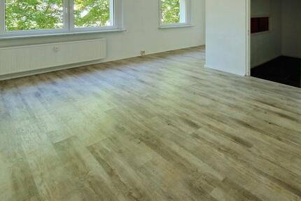 Wohnung Neubrandenburg Datzeberg - 1 Zimmer, 32 m&sup2;, 210&euro; | Angebot:26664589