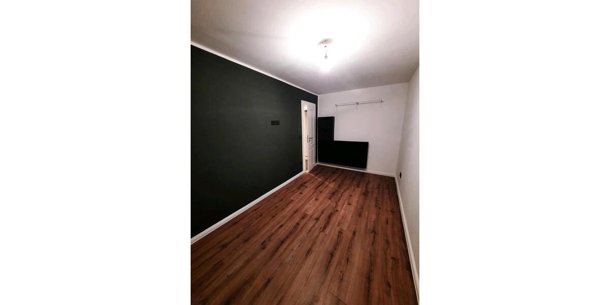 Erdgeschoßwohnung Neustrelitz - 3 Zimmer, 61 m&sup2;, 1.210&euro; | Angebot:20680865