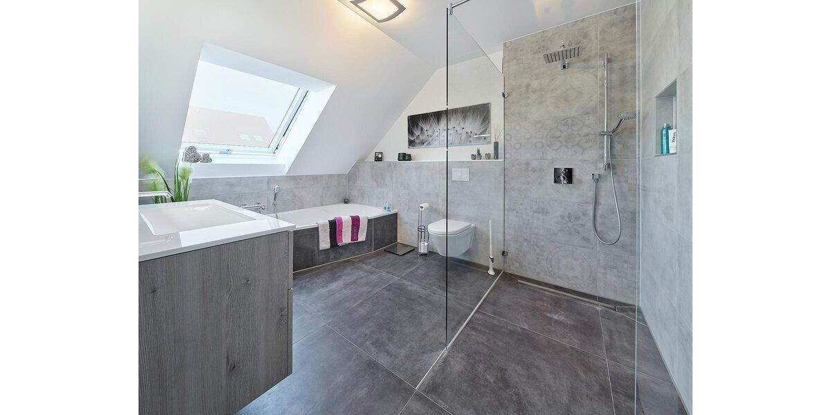 Einfamilienhaus Neubrandenburg Innenstadt - 5 Zimmer, 129 m&sup2;, 435.000&euro; | Angebot:25733701