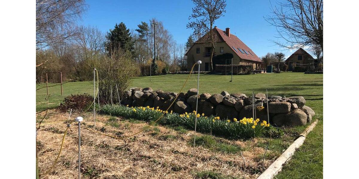 Einfamilienhaus Wulkenzin - 8 Zimmer, 240 m&sup2;, 880.000&euro; | Angebot:26806979