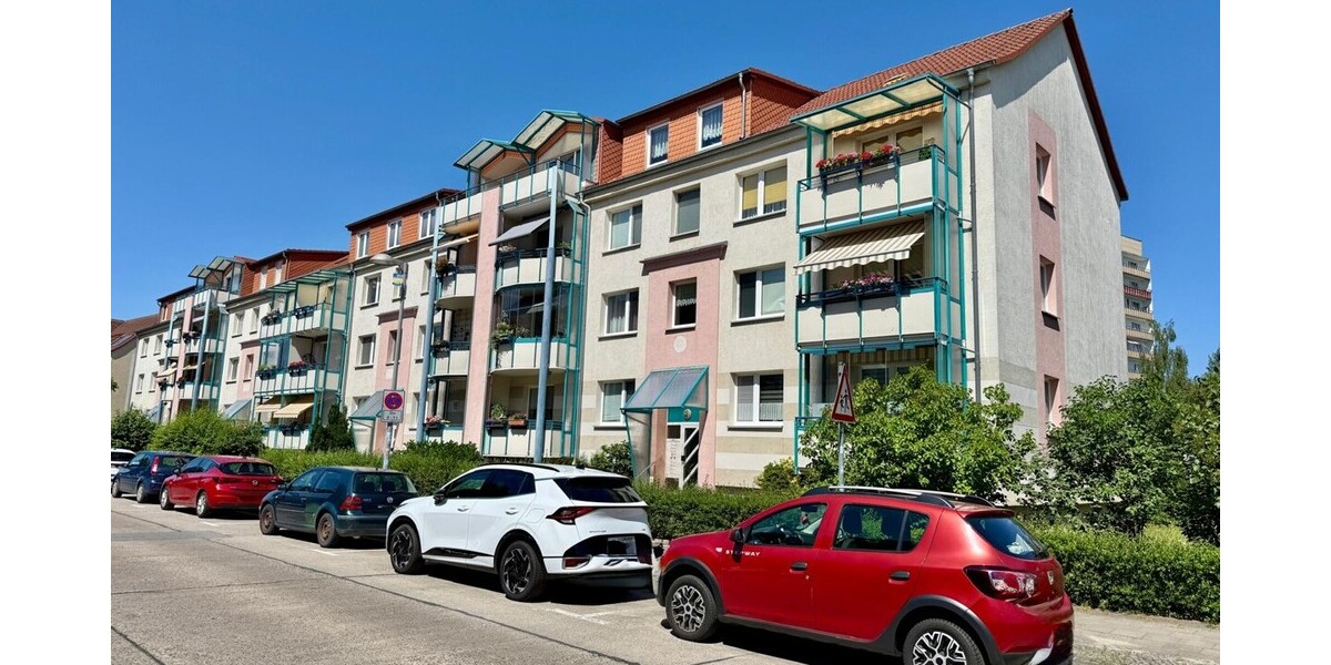 HORN IMMOBILIEN++ RESERVIERT! Neubrandenburg, 3-Raum Eigentumswohnung im EG mit Einbauküche und Balkonverglasung - Erdgeschoßwohnung Neubrandenburg | Angebot:27007629