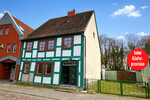 HORN IMMOBILIEN++ Friedland, historisches Stadthaus mit 6 Zimmern, Kaminöfen, 2 Bädern und Garage - Einfamilienhaus Friedland | Angebot:26181375