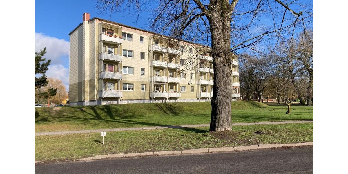 Etagenwohnung Rosenow - 2 Zimmer, 49 m&sup2;, 280&euro; | Angebot:23137154