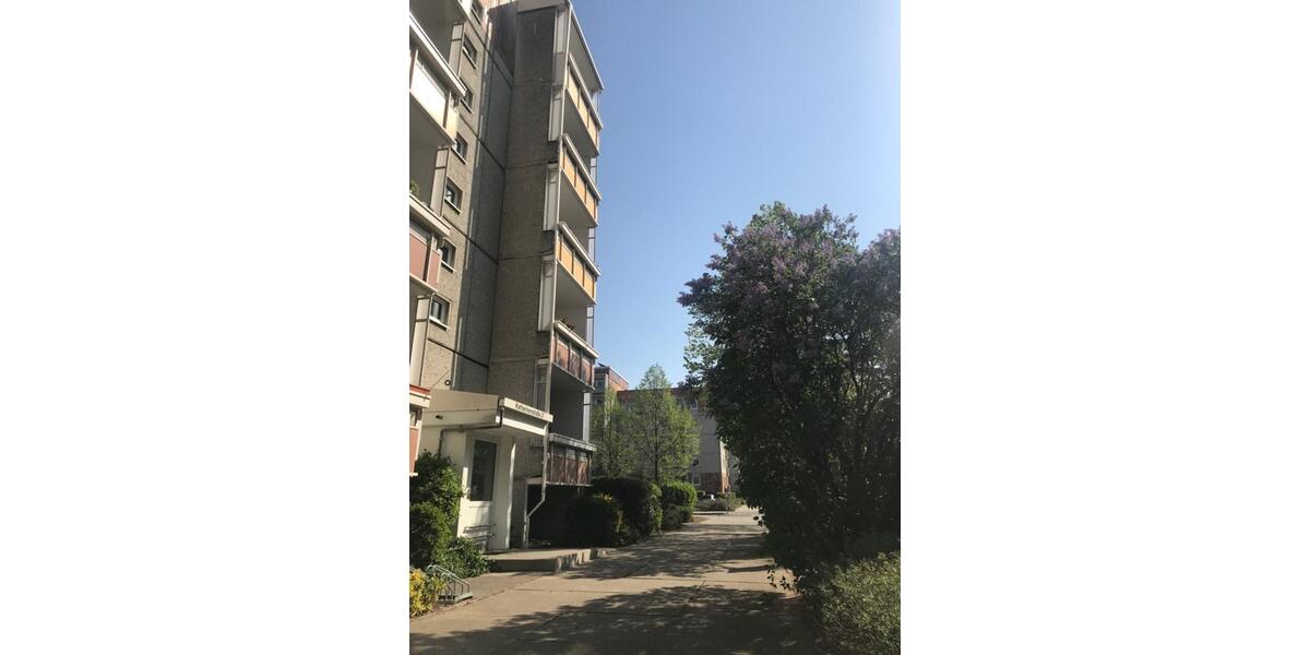 Etagenwohnung Neubrandenburg - 3 Zimmer, 62 m&sup2;, 320&euro; | Angebot:18970918