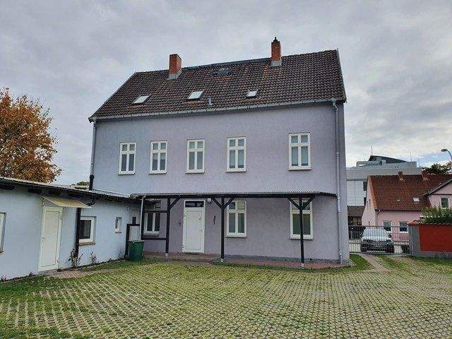 Gewerbeobjekt Neubrandenburg Jahnviertel - 3 Zimmer, 39 m&sup2;, 312&euro; | Angebot:26334734