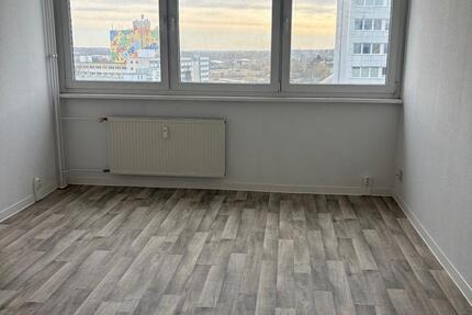 Wohnung Neubrandenburg - 1 Zimmer, 24 m&sup2;, 280&euro; | Angebot:26130682