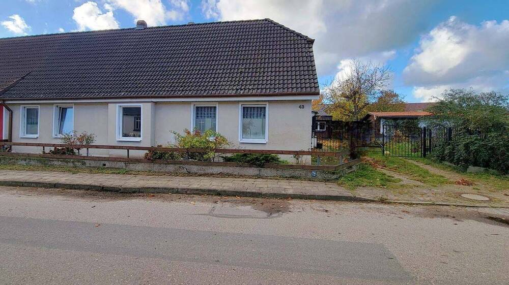 Einfamilienhaus Grapzow - 5 Zimmer, 104 m&sup2;, 115.000&euro; | Angebot:25667533