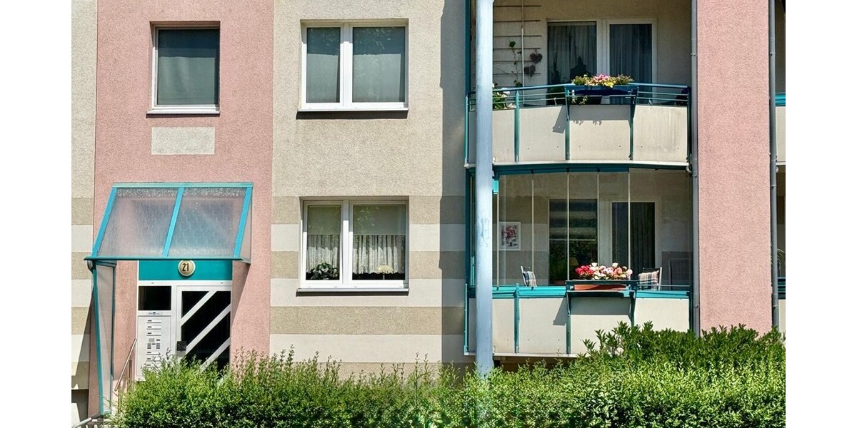 HORN IMMOBILIEN++ RESERVIERT! Neubrandenburg, 3-Raum Eigentumswohnung im EG mit Einbauküche und Balkonverglasung - Erdgeschoßwohnung Neubrandenburg | Angebot:27007629