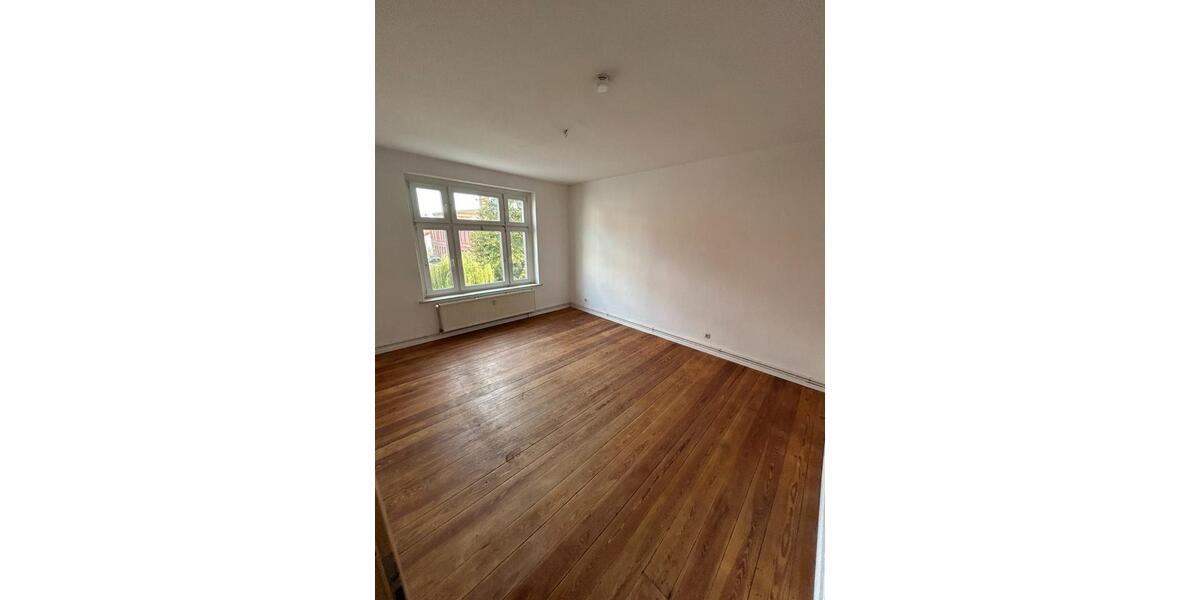 Etagenwohnung Altentreptow - 4 Zimmer, 91 m&sup2;, 549&euro; | Angebot:24864227