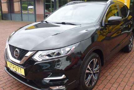 Nissan Qashqai 98.781 km 17.750 &euro; Neustrelitz 17235