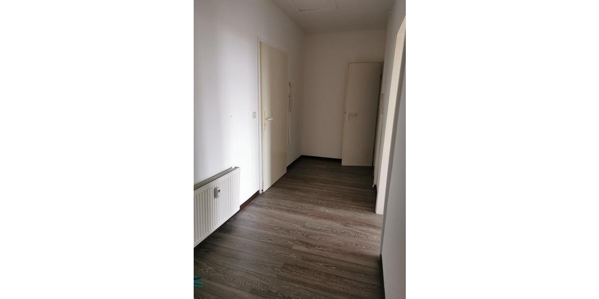 Etagenwohnung Neubrandenburg Datzeberg - 2 Zimmer, 67 m&sup2;, 420&euro; | Angebot:25717403
