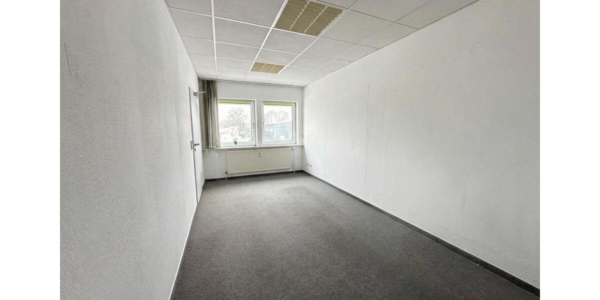 Gewerbeobjekt Neubrandenburg Datzeberg - 695&euro; | Angebot:25102286