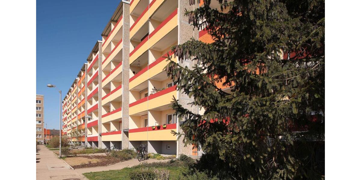 Etagenwohnung Neubrandenburg Datzeberg - 3 Zimmer, 63 m&sup2;, 314&euro; | Angebot:26664590