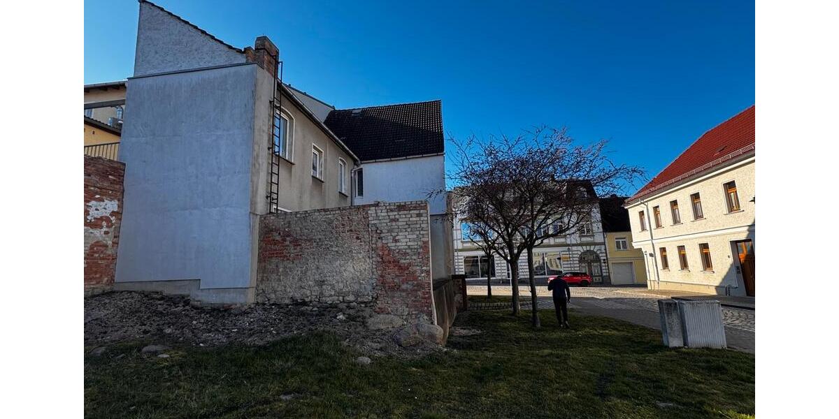 Reihenhaus Altentreptow - 6 Zimmer, 140 m&sup2;, 131.500&euro; | Angebot:23816943