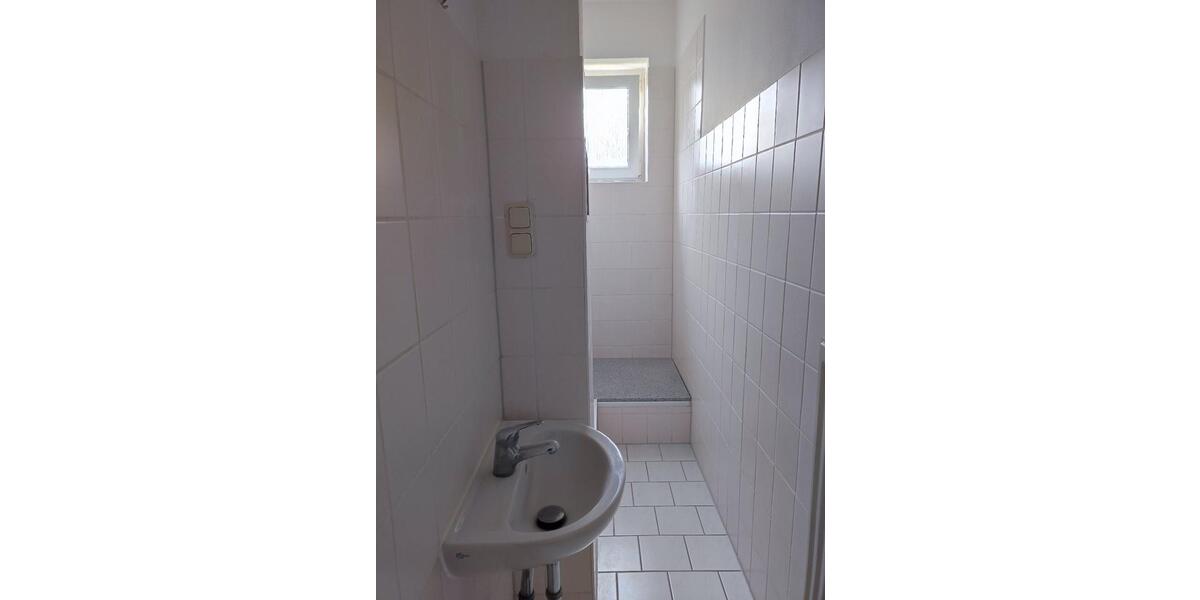 Etagenwohnung Friedland - 4 Zimmer, 100 m&sup2;, 580&euro; | Angebot:25081148