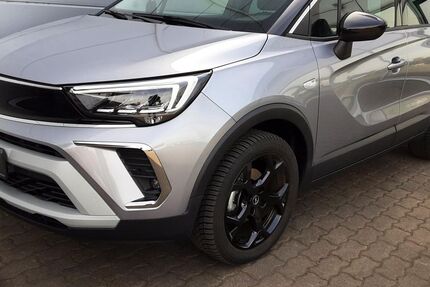 Opel Crossland (X) 4.142 km 22.290 &euro; Altentreptow 17087