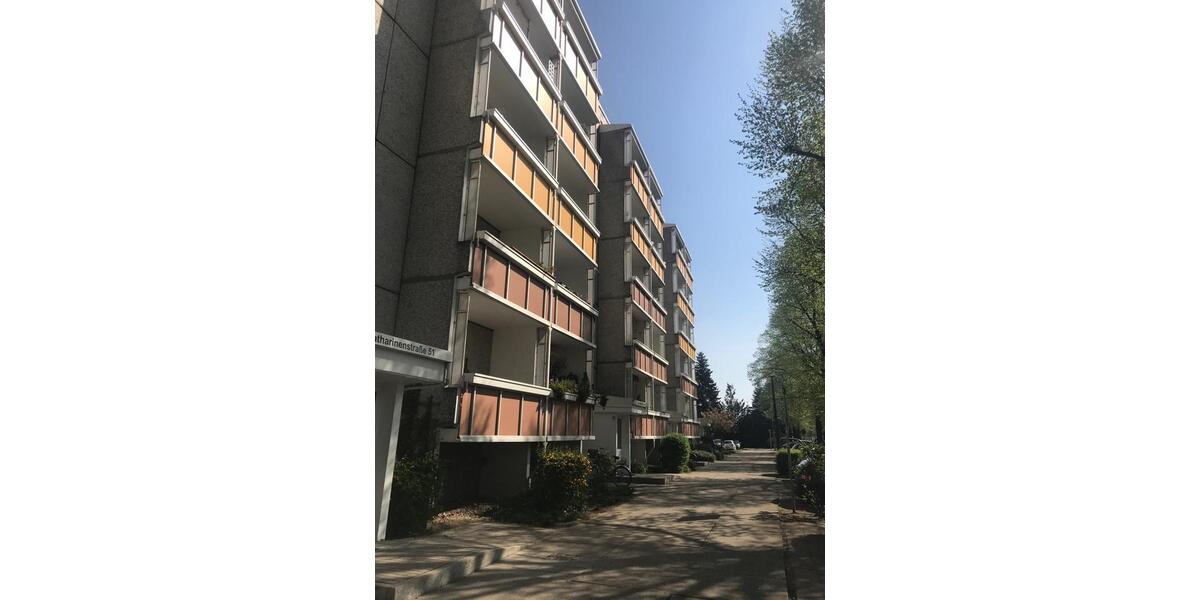 Etagenwohnung Neubrandenburg - 3 Zimmer, 62 m&sup2;, 320&euro; | Angebot:15430278