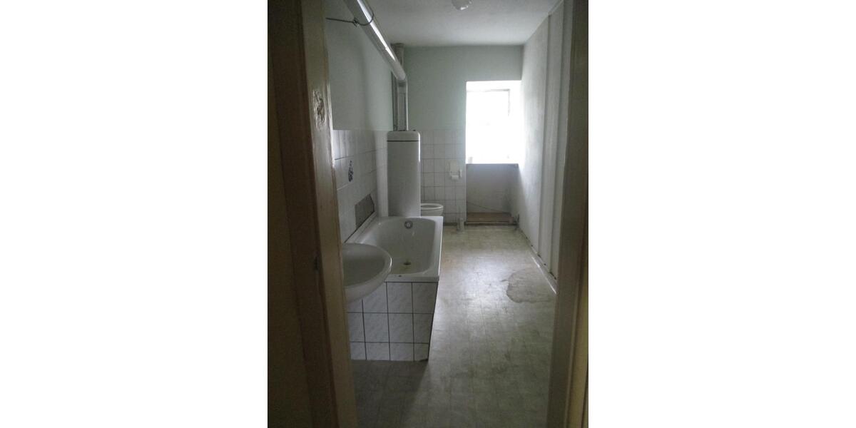 Mehrfamilienhaus, Wohnhaus Stavenhagen - 16 Zimmer, 440 m&sup2;, 140.000&euro; | Angebot:13897782