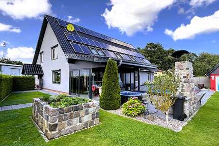 Haus Neustrelitz - 12 Zimmer, 319 m&sup2;, 1.299.000&euro; | Angebot:24177328