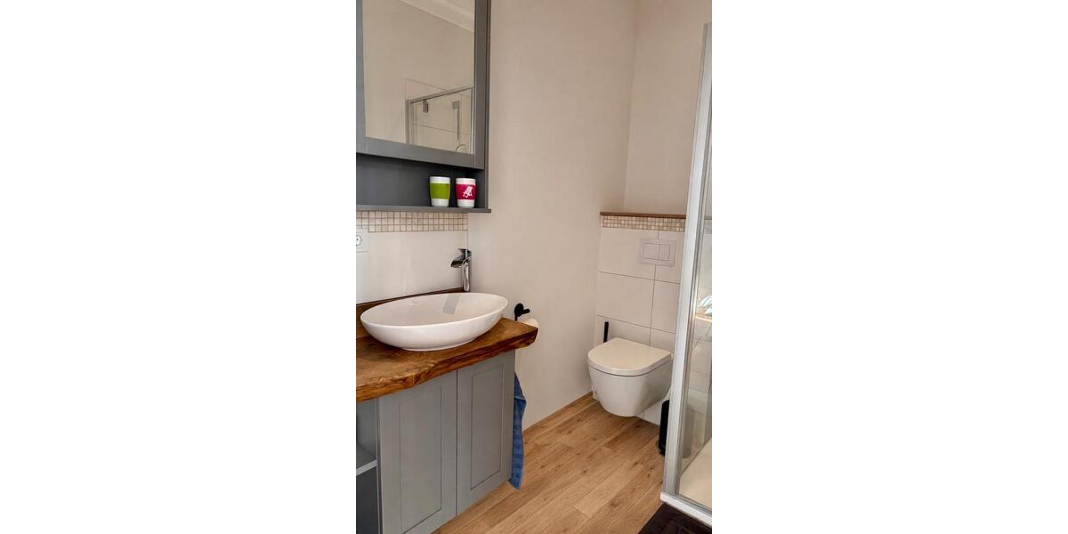 Erdgeschoßwohnung Neustrelitz - 5 Zimmer, 139 m&sup2;, 1.390&euro; | Angebot:25539781