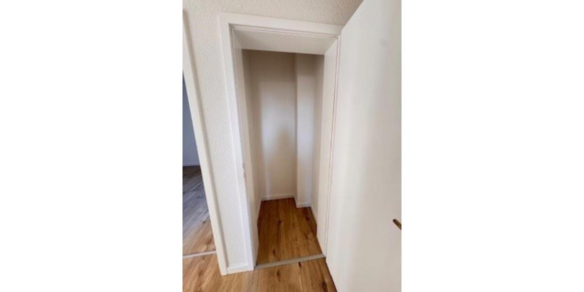 Erdgeschoßwohnung Neustrelitz - 2 Zimmer, 54 m&sup2;, 420&euro; | Angebot:25366032