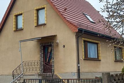 Haus Neustrelitz - 4 Zimmer, 128 m&sup2;, 235.000&euro; | Angebot:26183517