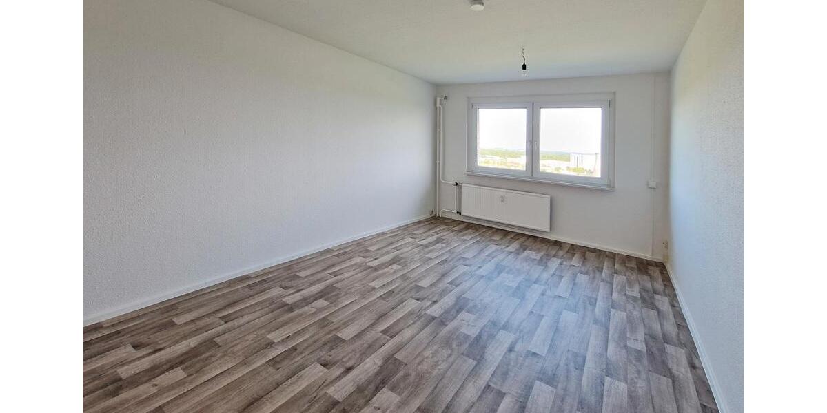 Etagenwohnung Neubrandenburg Datzeberg - 3 Zimmer, 69 m&sup2;, 278&euro; | Angebot:26661622