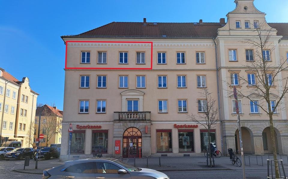 Etagenwohnung Neubrandenburg - 2 Zimmer, 62 m&sup2;, 500&euro; | Angebot:26007053