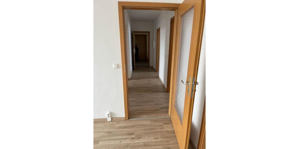 Etagenwohnung Rosenow - 3 Zimmer, 62 m&sup2;, 345&euro; | Angebot:20228991