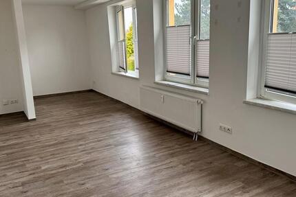 Wohnung Rosenow - 1 Zimmer, 30 m&sup2;, 475&euro; | Angebot:23293975