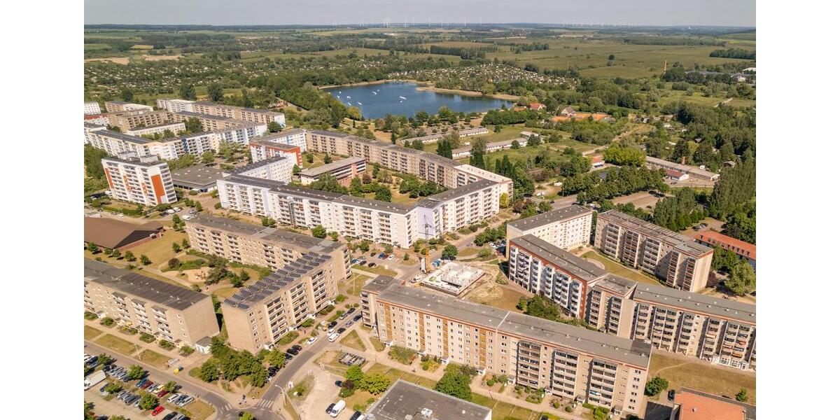 Etagenwohnung Neubrandenburg Datzeberg - 3 Zimmer, 60 m&sup2;, 250&euro; | Angebot:25886657