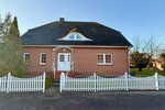 HORN IMMOBILIEN++ 2 km bis Neubrandenburg, großes Einfamilienhaus mit vielen Extras - Einliegerwohnung möglich - Einfamilienhaus Neuendorf Neuendorf | Angebot:24625005