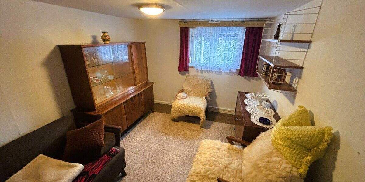 Mehrfamilienhaus, Wohnhaus Penzlin - 7 Zimmer, 178 m&sup2;, 159.000&euro; | Angebot:25674904