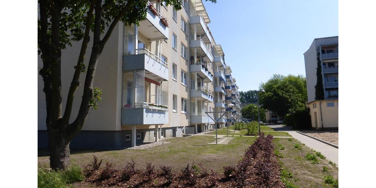 Etagenwohnung Neubrandenburg Datzeberg - 3 Zimmer, 66 m&sup2;, 416&euro; | Angebot:26664588