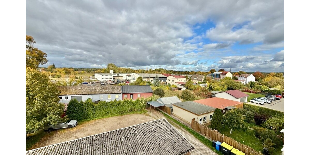 HORN IMMOBILIEN++ Neustrelitz, vermietetes MFH mit 10 Wohneinheiten, Stellplätzen und Keller - Mehrfamilienhaus, Wohnhaus Neustrelitz | Angebot:25571441