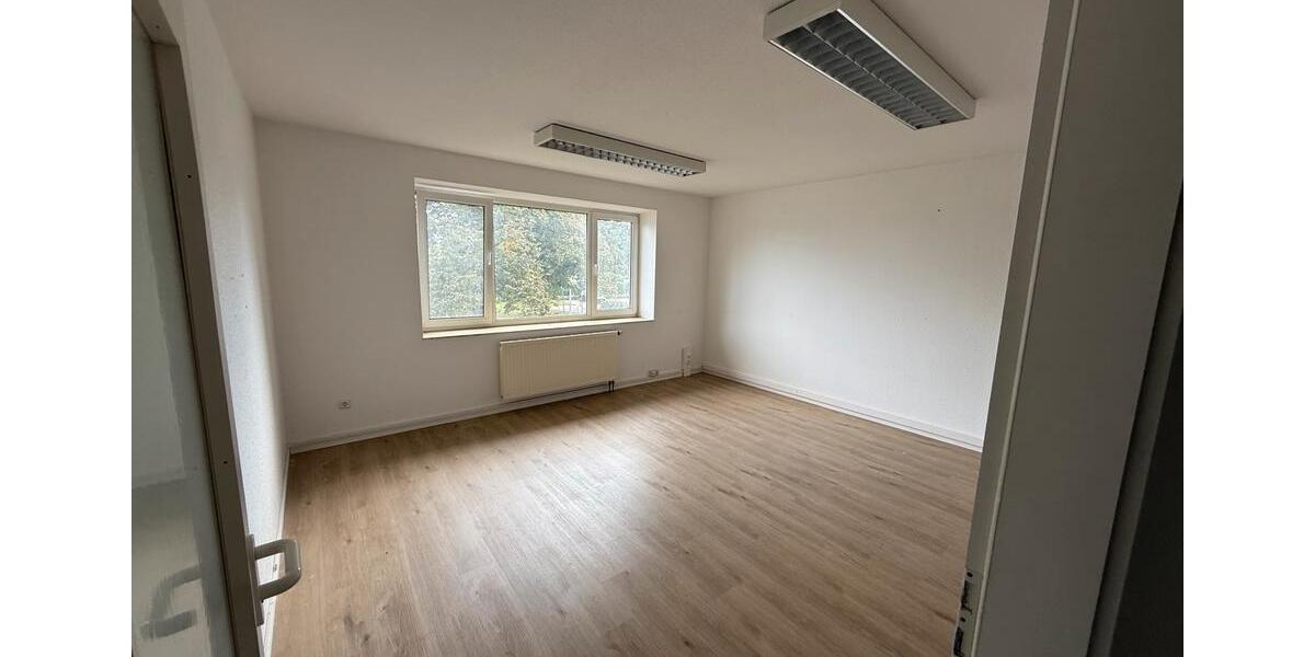 Gewerbeobjekt Neubrandenburg Datzeberg - 5&euro; | Angebot:22972908