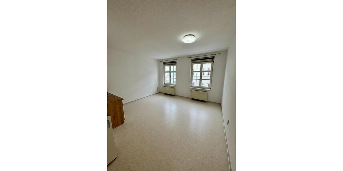 Etagenwohnung Neustrelitz - 1 Zimmer, 45 m&sup2;, 360&euro; | Angebot:25591917