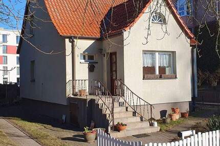 Einfamilienhaus mit Garage - nur wenige Gehminuten zum Tollensesee und ins Stadtzentrum - Haus Neubrandenburg Südstadt | Angebot:26084268